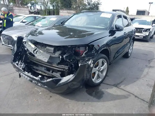 WA12AAGU552077047 2025 AUDI Q5 - Image 2