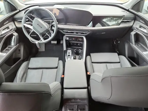 WA12AAGU6S2016189 2025 AUDI Q5 - Image 8