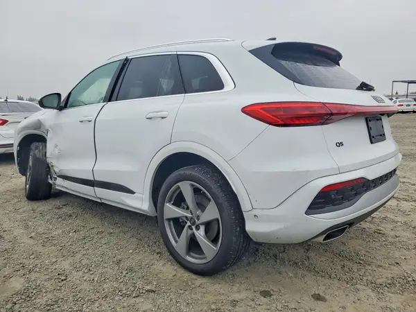 WA12AAGU8S2017294 2025 AUDI Q5 - Image 2
