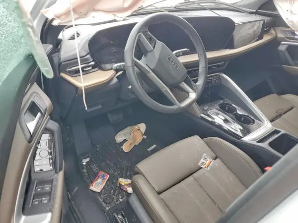 WA12AAGU9S2015036 2025 AUDI Q5 - Image 8