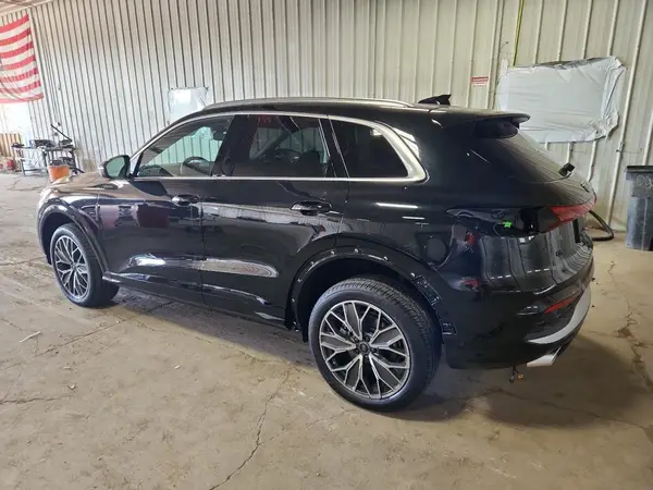 WA12AAGU9S2020284 2025 AUDI Q5 - Image 2