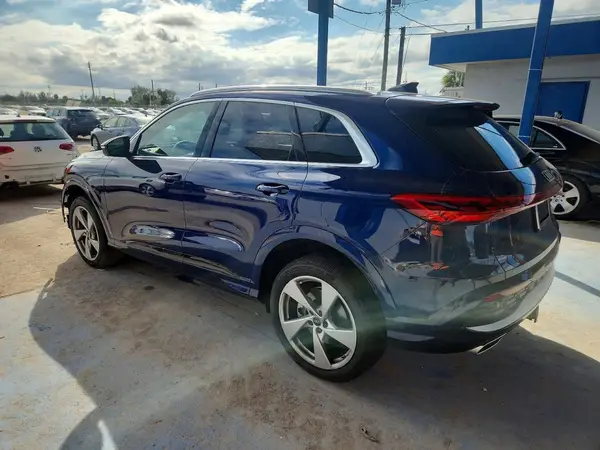 WA12AAGU9S2071851 2025 AUDI Q5 - Image 2