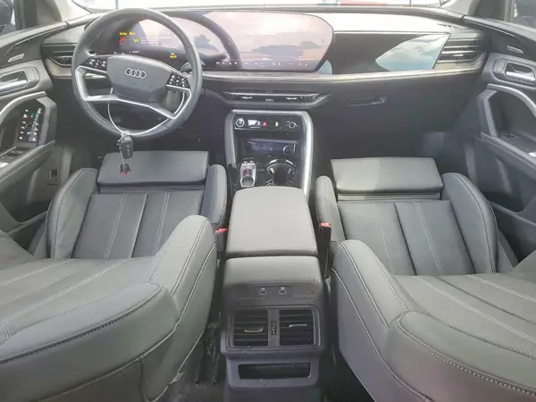 WA12AAGUXS2021072 2025 AUDI Q5 - Image 8