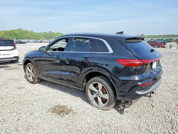 WA12AAGUXS2057683 2025 AUDI Q5 - Image 2