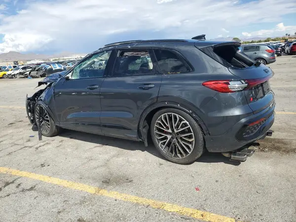 WA135AGU5S2055414 2025 AUDI SQ5 - Image 2