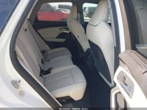 WA13AAGU6S2019873 2025 AUDI Q5 - Image 8