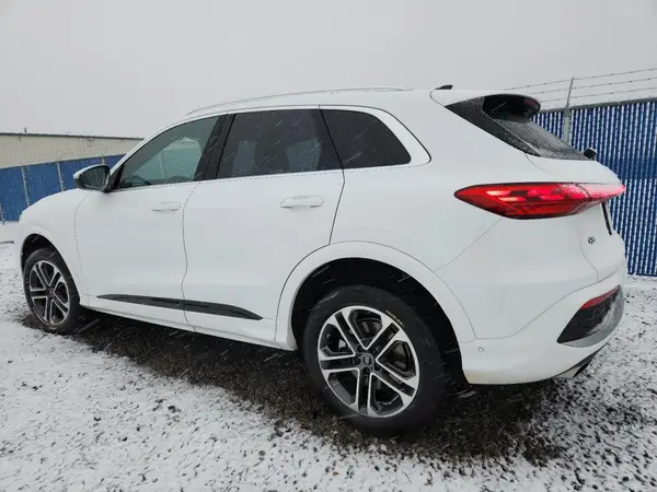 WA13AAGU8S2039333 2025 AUDI Q5 - Image 2
