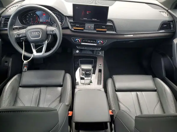 WA14AAFY0M2138711 2021 AUDI Q5 - Image 8
