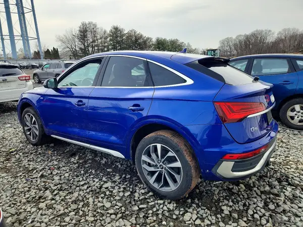 WA14AAFY1N2082702 2022 AUDI Q5 - Image 2