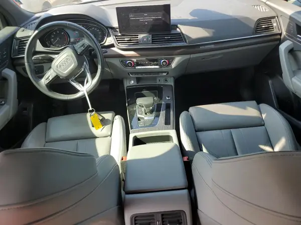 WA14AAFY4N2047880 2022 AUDI Q5 - Image 8