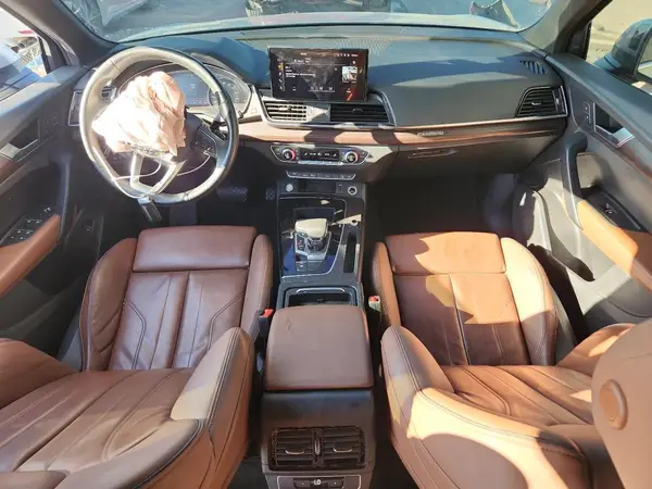 WA14AAFY6N2059061 2022 AUDI Q5 - Image 8
