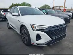 WA14AAGE0RB012568 2024 AUDI Q8