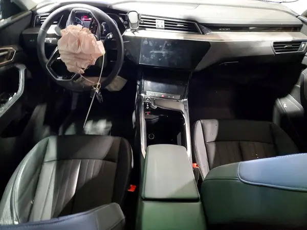 WA14AAGE1RB035129 2024 AUDI Q8 - Image 8