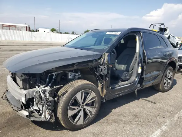 WA14AAGE1RB046146 2024 AUDI Q8 - Image 1
