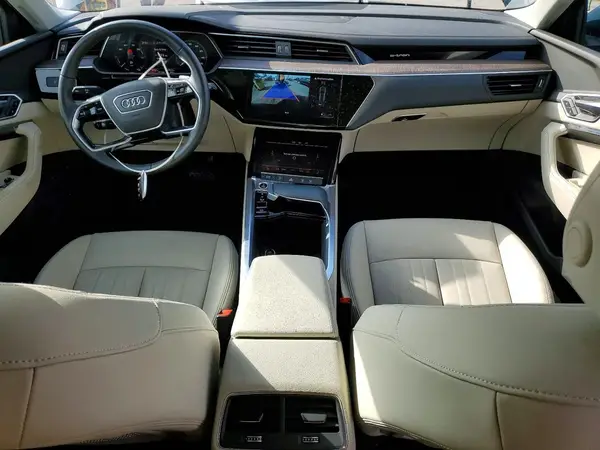 WA14AAGE5RB066660 2024 AUDI Q8 - Image 8