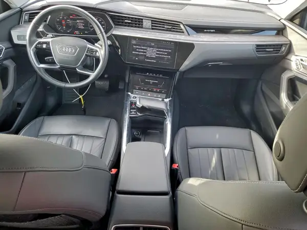 WA14AAGE7RB010767 2024 AUDI Q8 - Image 8