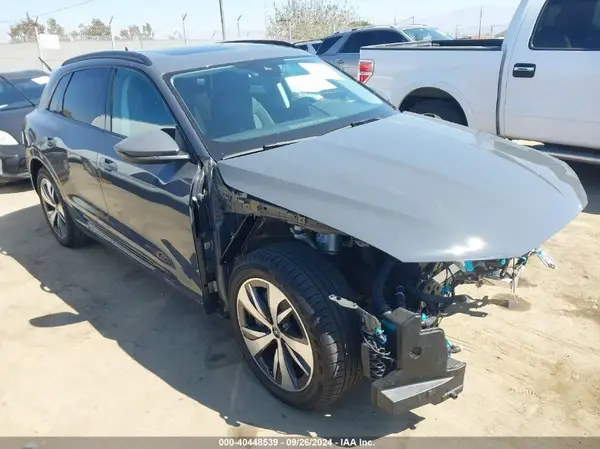 WA14AAGE9RB054902 2024 AUDI Q8 - Image 1