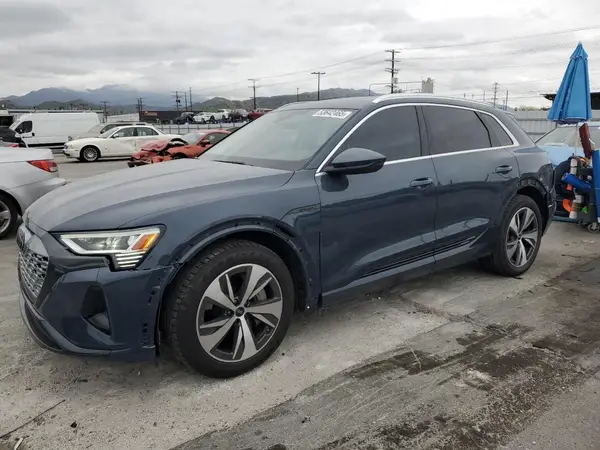 WA14AAGEXRB058084 2024 AUDI Q8 - Image 1