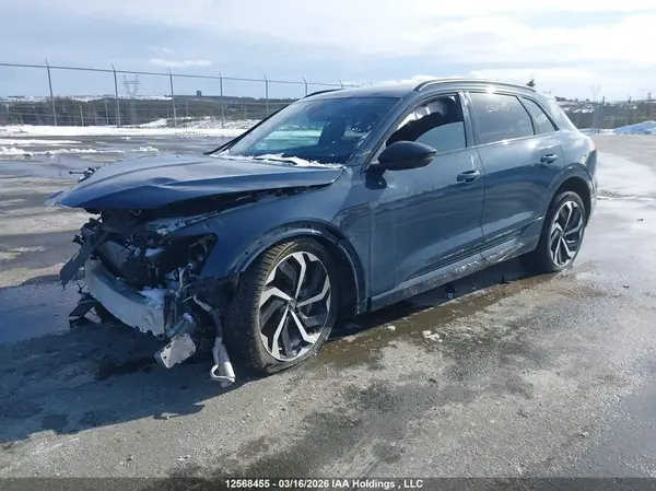 WA14ABGE2RB037574 2024 AUDI Q8 - Image 2