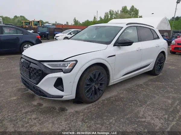 WA14ABGE3RB027121 2024 AUDI Q8 - Image 2