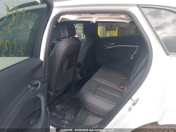 WA14ABGE9RB035143 2024 AUDI Q8 - Image 8