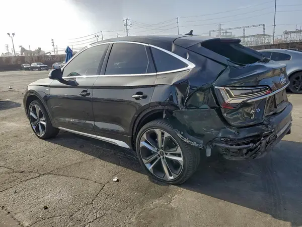 WA15AAFY0M2088753 2021 AUDI Q5 - Image 2