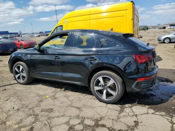 WA15AAFY0N2007820 2022 AUDI Q5 - Image 2