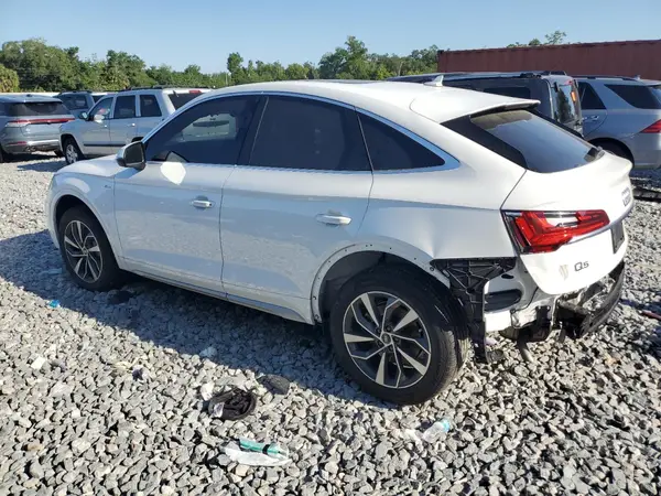 WA15AAFY2N2085256 2022 AUDI Q5 - Image 2
