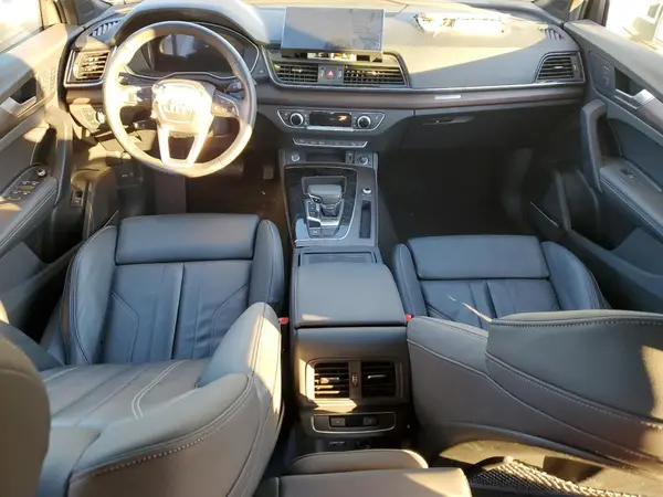 WA15AAFY2N2124489 2022 AUDI Q5 - Image 8