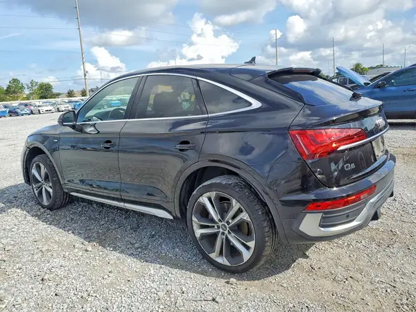 WA15AAFY3M2091226 2021 AUDI Q5 - Image 2