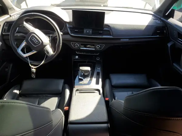 WA15AAFY3M2104802 2021 AUDI Q5 - Image 8