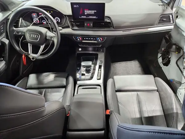 WA15AAFY5M2125389 2021 AUDI Q5 - Image 8