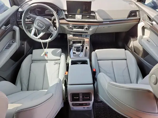 WA15AAFY5S2017643 2025 AUDI Q5 - Image 8
