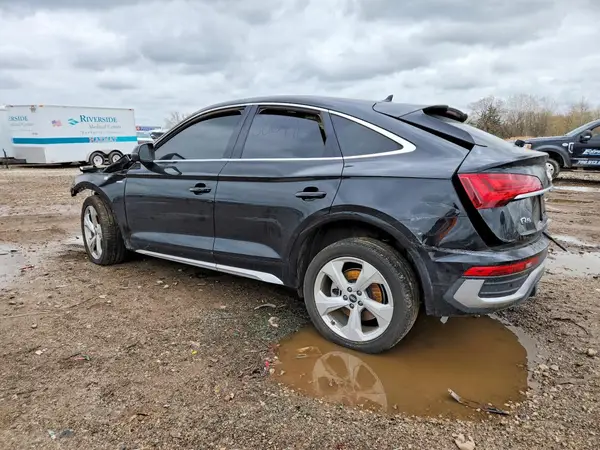 WA15AAFY6M2115759 2021 AUDI Q5 - Image 2
