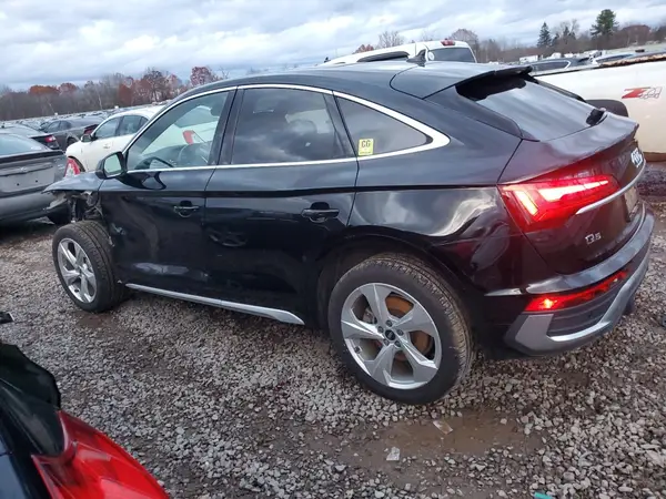 WA15AAFY6N2074521 2022 AUDI Q5 - Image 2