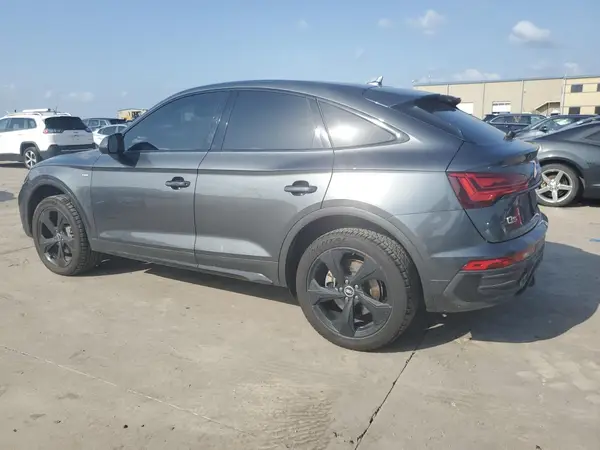 WA15AAFY7M2093321 2021 AUDI Q5 - Image 2