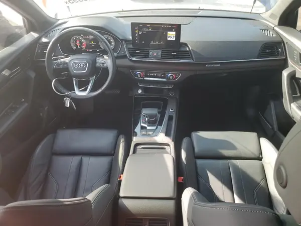 WA15AAFY7M2093321 2021 AUDI Q5 - Image 8