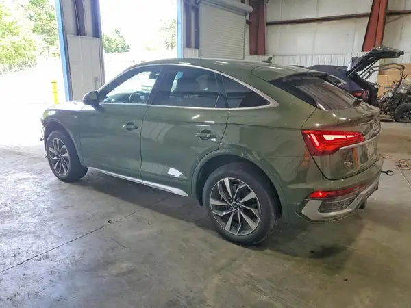 WA15AAFY7R2030372 2024 AUDI Q5 - Image 2
