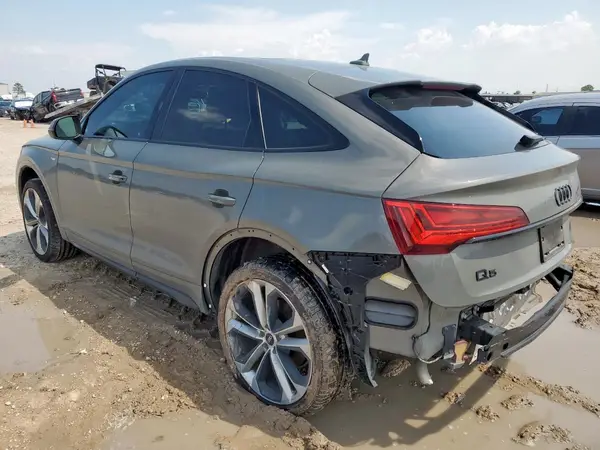 WA15AAFY8P2108283 2023 AUDI Q5 - Image 2