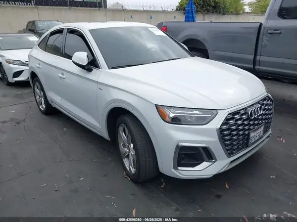 WA15AAFYXN2014547 2022 AUDI Q5 - Image 1