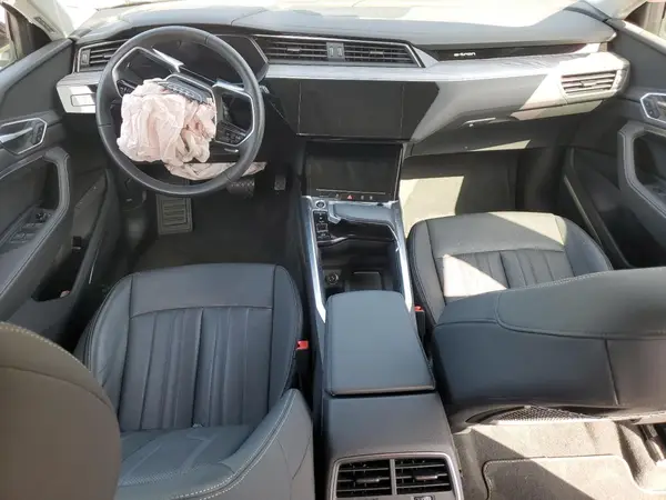 WA15AAGE0RB026720 2024 AUDI Q8 - Image 8