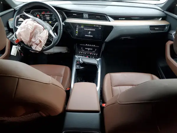 WA15AAGE0RB034820 2024 AUDI Q8 - Image 8