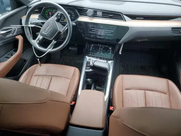 WA15AAGE0RB036082 2024 AUDI Q8 - Image 8