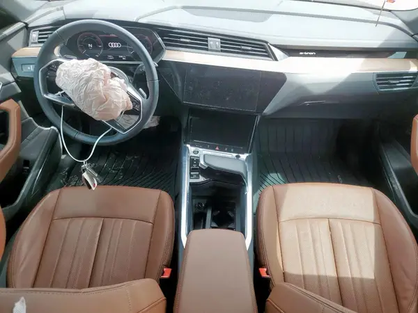 WA15AAGE0RB063007 2024 AUDI Q8 - Image 8