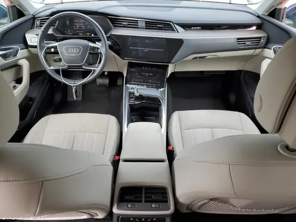 WA15AAGE1RB020361 2024 AUDI Q8 - Image 8
