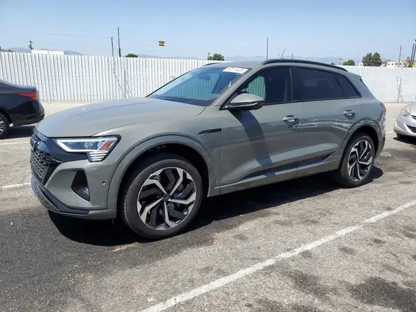 WA15AAGE1RB045065 2024 AUDI Q8 - Image 1