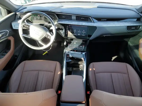 WA15AAGE2RB053630 2024 AUDI Q8 - Image 8