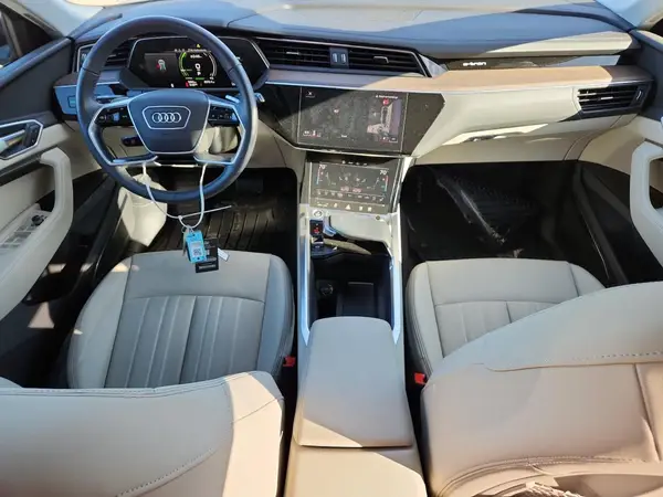 WA15AAGE3RB058576 2024 AUDI Q8 - Image 8