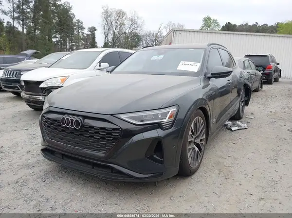 WA15AAGE4RB050051 2024 AUDI Q8 - Image 2