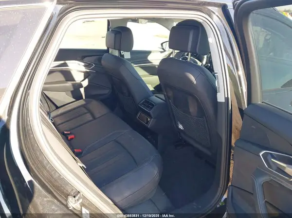 WA15AAGE6RB024583 2024 AUDI Q8 - Image 8